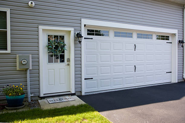 24/7 Emergency Garage Door Roller Replacement experts in Rutherford County County, NC